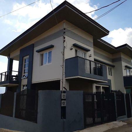 Вілла Restful 3Br Hillside Duplex House Baguio City Екстер'єр фото