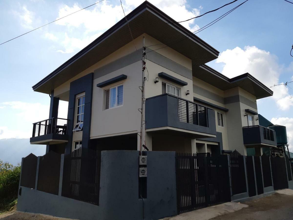 Вілла Restful 3Br Hillside Duplex House Baguio City Екстер'єр фото