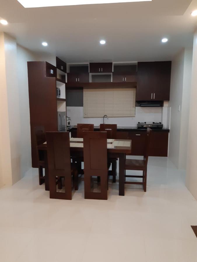 Вілла Restful 3Br Hillside Duplex House Baguio City Екстер'єр фото